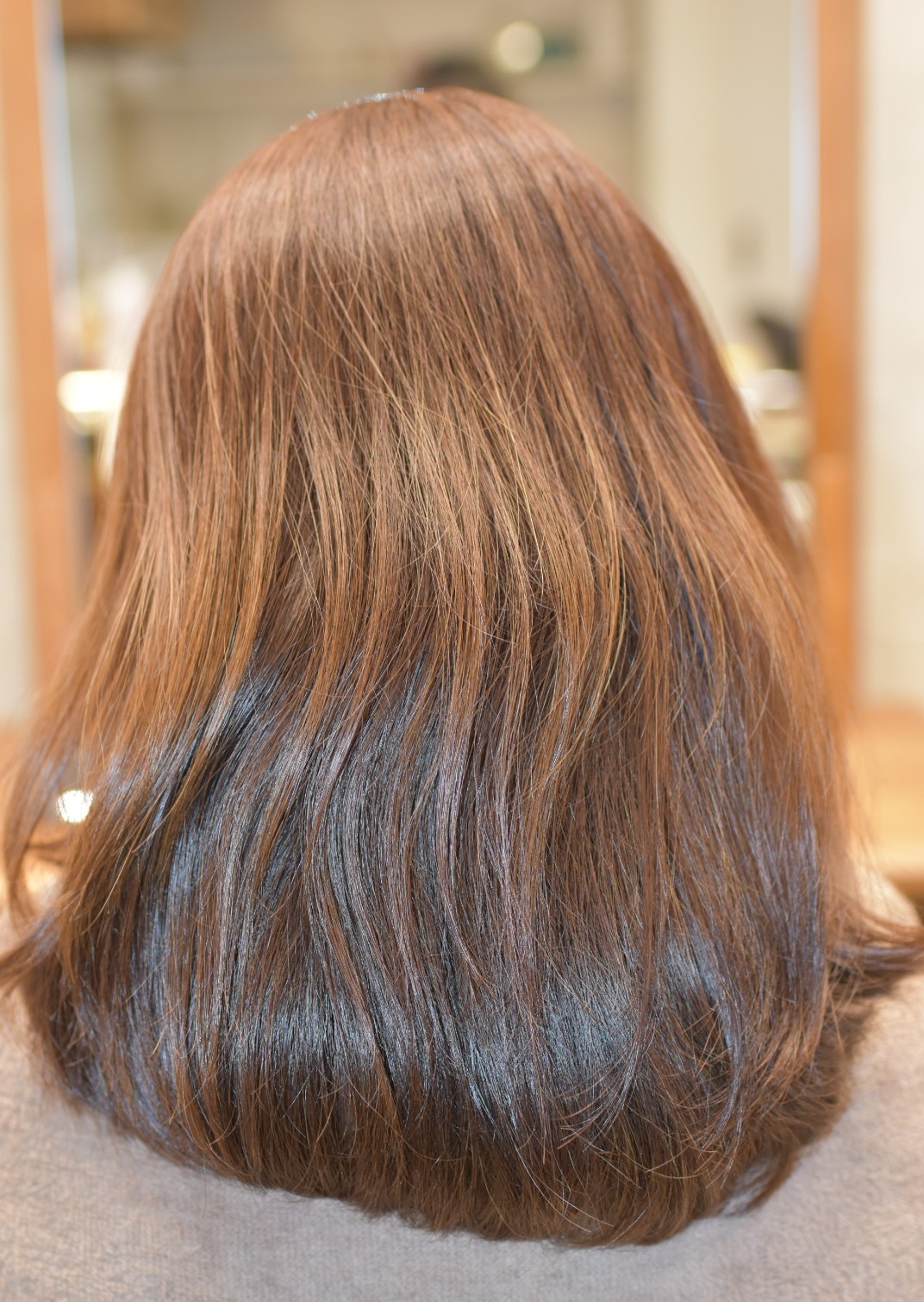 ヘアカラーの根元のリタッチ染め ヘアカラー 美容室(美容院)名古屋 ヘアカラーの根元のリタッチ染め ヘアカラー 美容室(美容院)名古屋